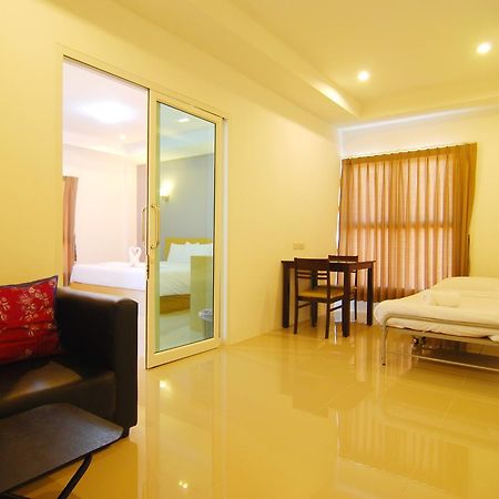 Leelawadee Naka Hotel Phuket Екстериор снимка