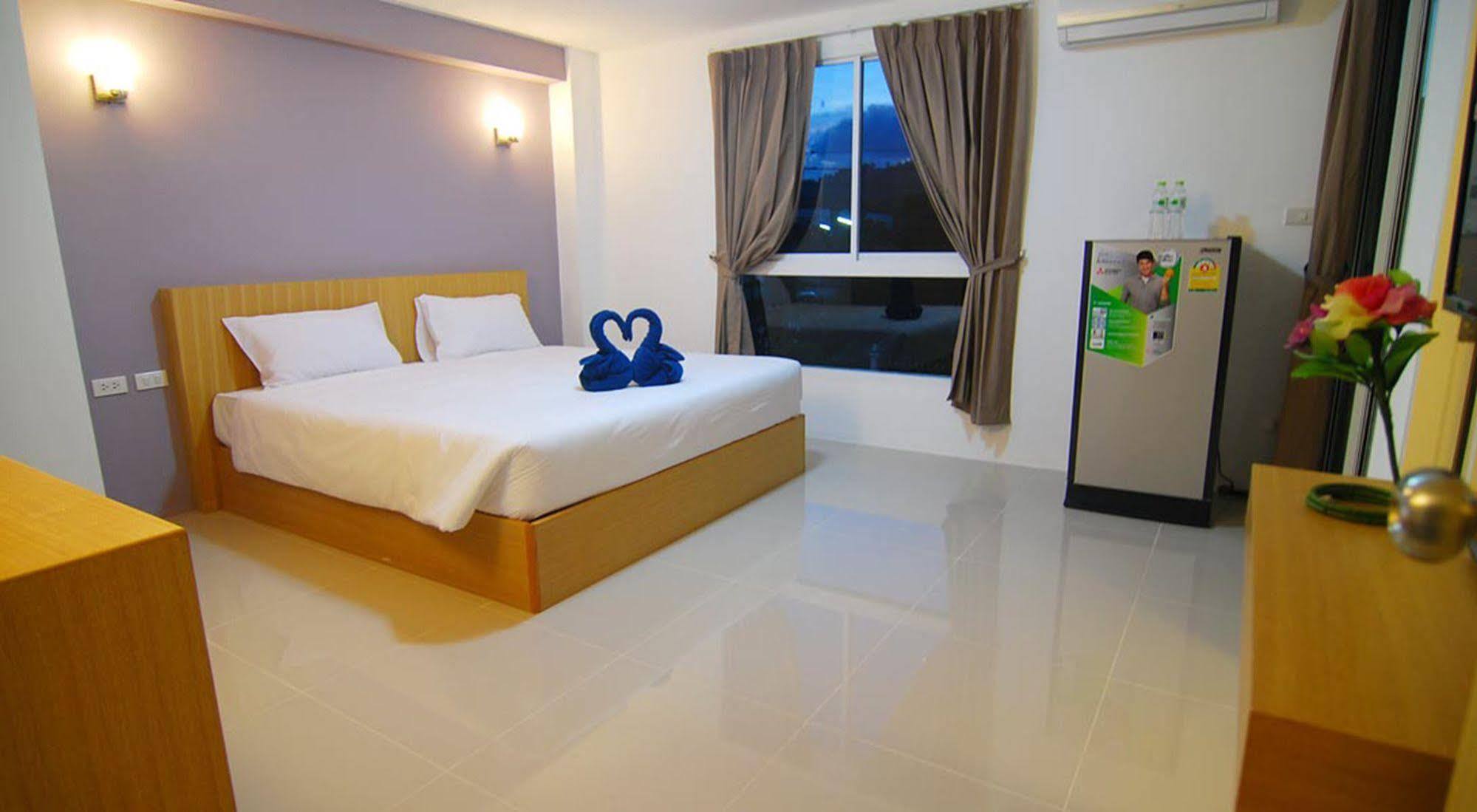 Leelawadee Naka Hotel Phuket Екстериор снимка